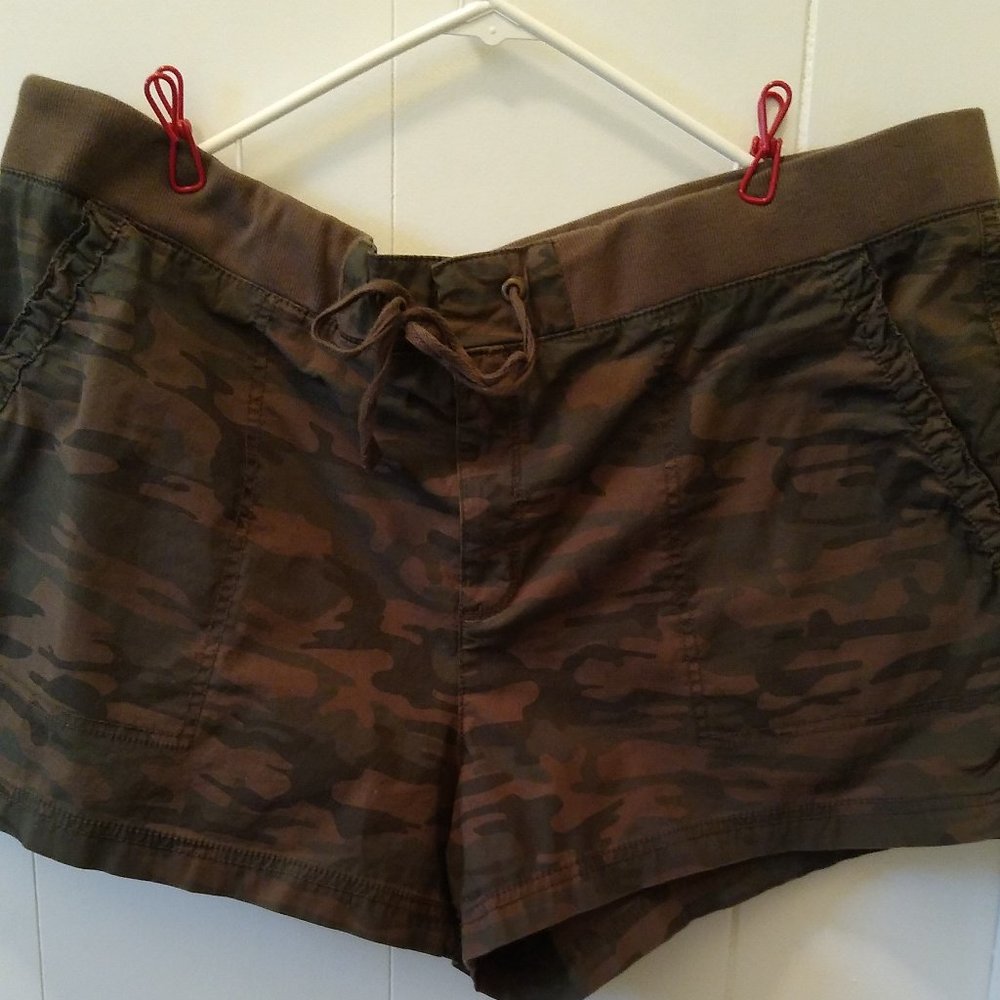 Army Style Combat Shorts Size 20